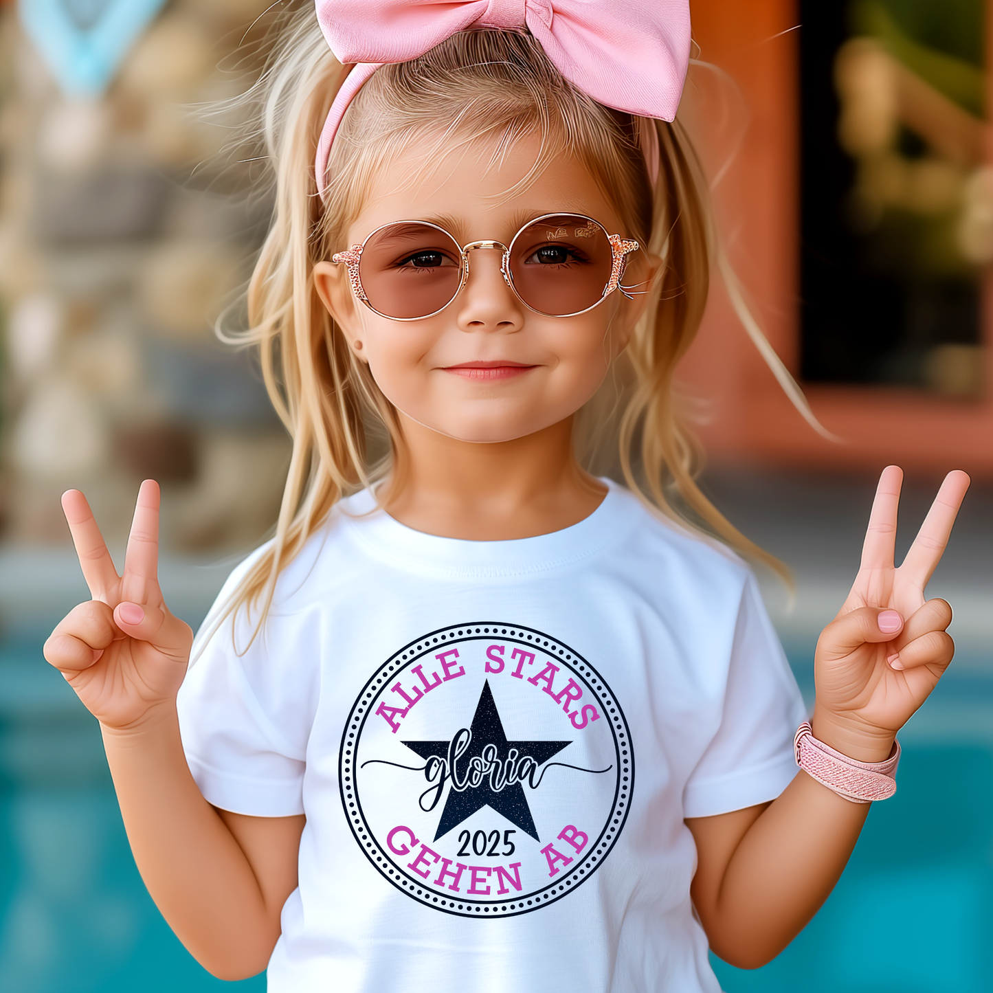 Schulkind Gruppenshirt | Schulabschluss Grundschule | Abschiedsgeschenk 4. Klasse Schüler | beidseitig bedruckt mit Namen und Schuljahr